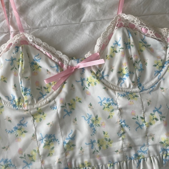 Floral Bustier Top - Picture 2 of 3